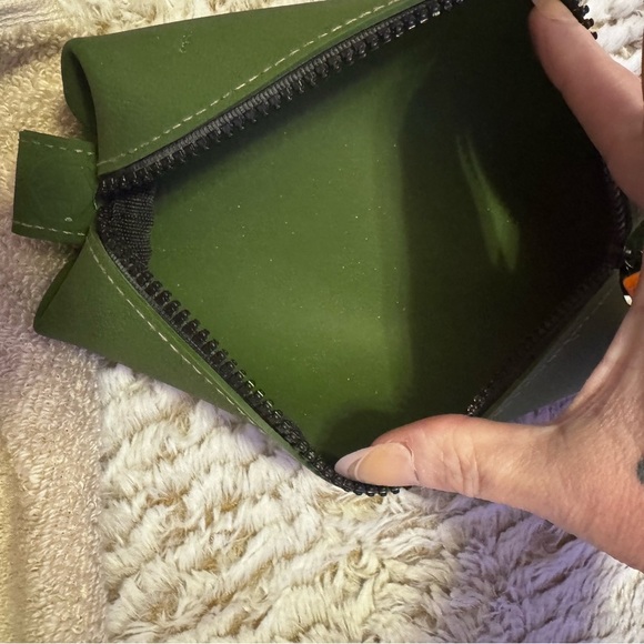 Tooletries The Koby Mini Dopp Kit Toiletries Bag, Anti Bacterial Green Silicone - Picture 3 of 16